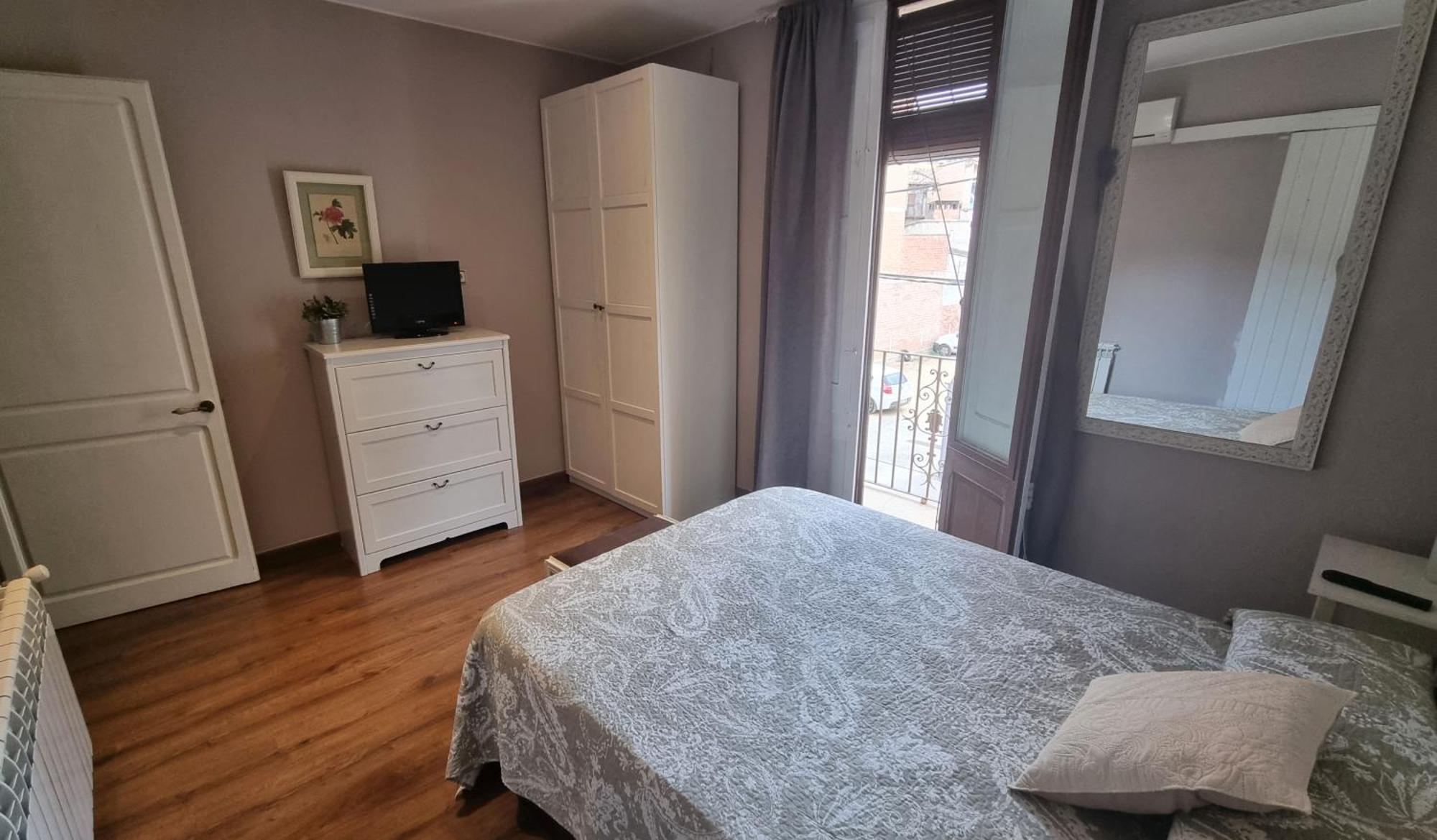 Apartment Sant Francesc Olot Luaran gambar